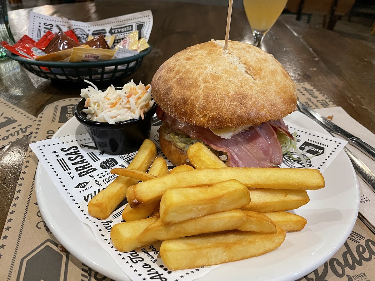 Rodeo Diner & Burger-5